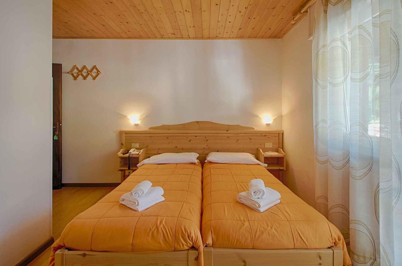 Hotel Aurora Rocca Pietore Ngoại thất bức ảnh